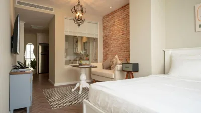 Celine Living - Central – Photos 13
